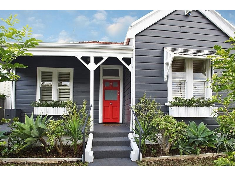 29 Beach Road, Dulwich Hill NSW 2203