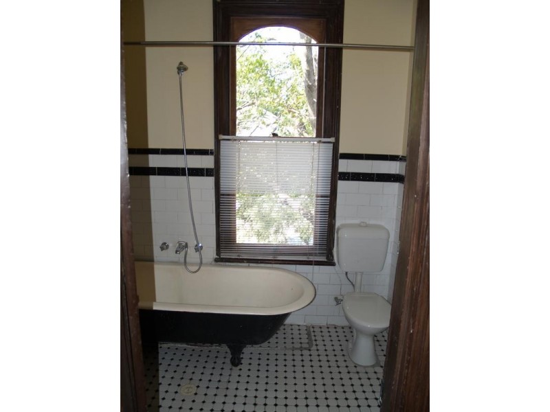 6/4 Ormond Street, Ashfield NSW 2131