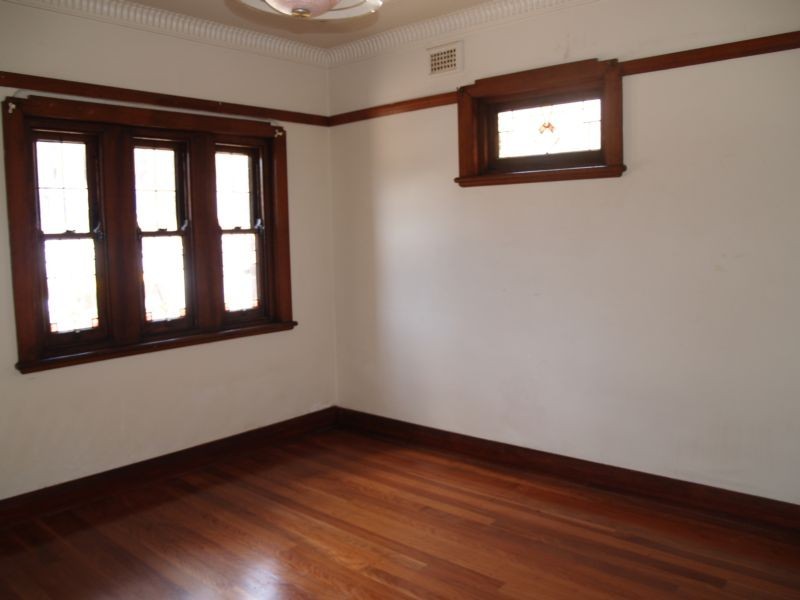 2/114 Audley Street, Petersham NSW 2049