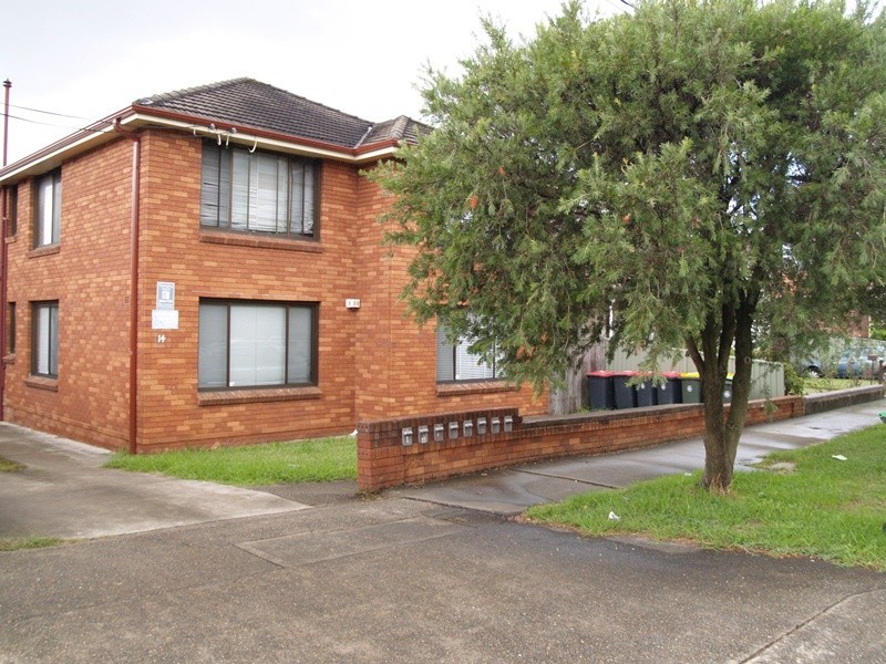 2/14 Canton Street, Canterbury NSW 2193