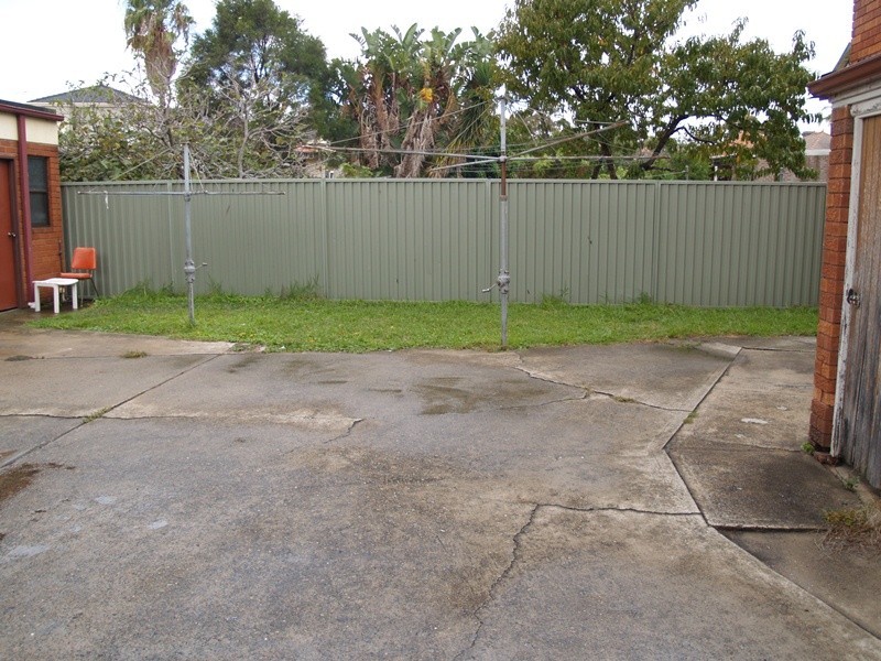 2/14 Canton Street, Canterbury NSW 2193