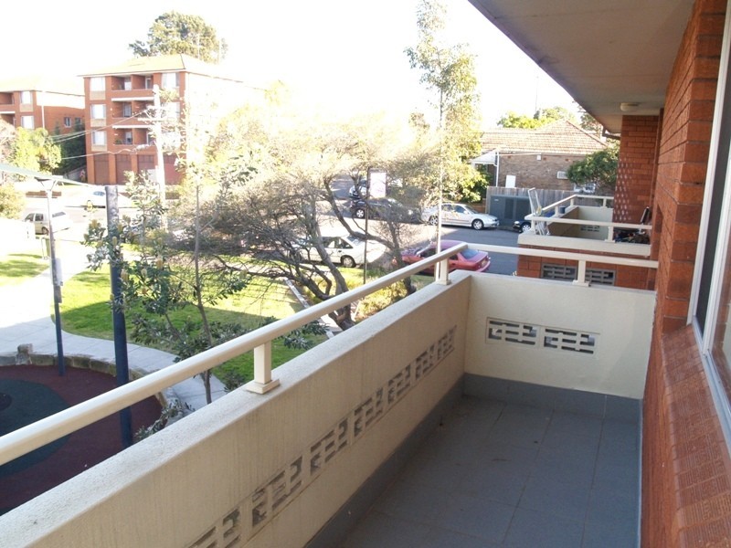 4/32 Bayley Street, Dulwich Hill NSW 2203