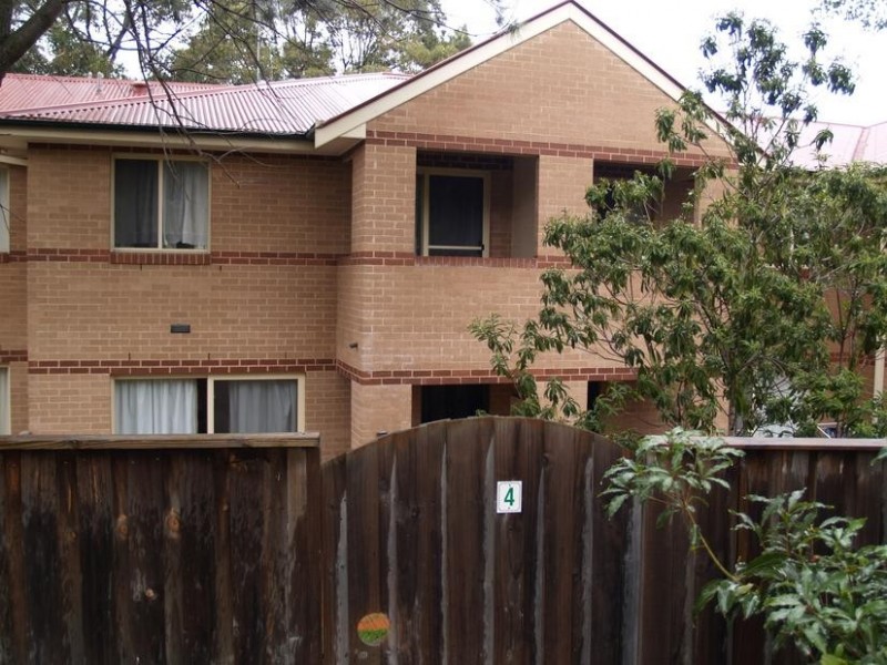 4/24 Hutton Street, Hurlstone Park NSW 2193