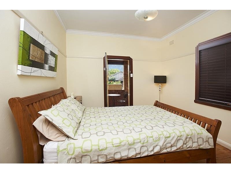 1/12 Hillcrest Avenue, Ashfield NSW 2131