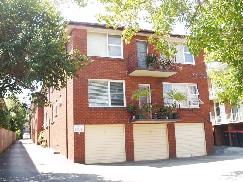 8/9 Queensborough Road, Croydon Park NSW 2133