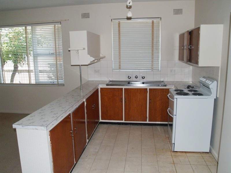 8/9 Queensborough Road, Croydon Park NSW 2133