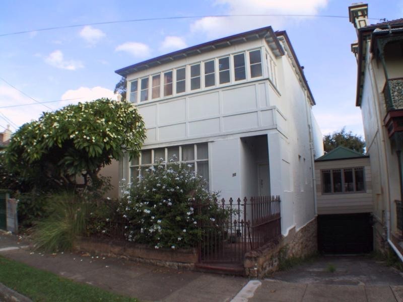 2/10 Oxford Street, Petersham NSW 2049