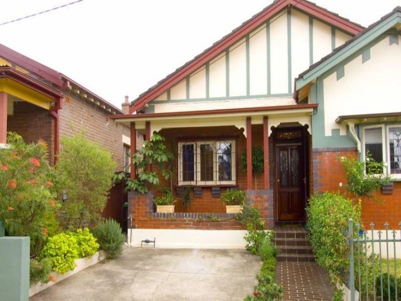 16 Kroombit Street, Dulwich Hill NSW 2203