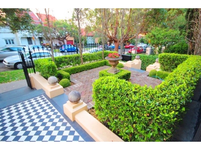 2/33 The Boulevarde, Lewisham NSW 2049