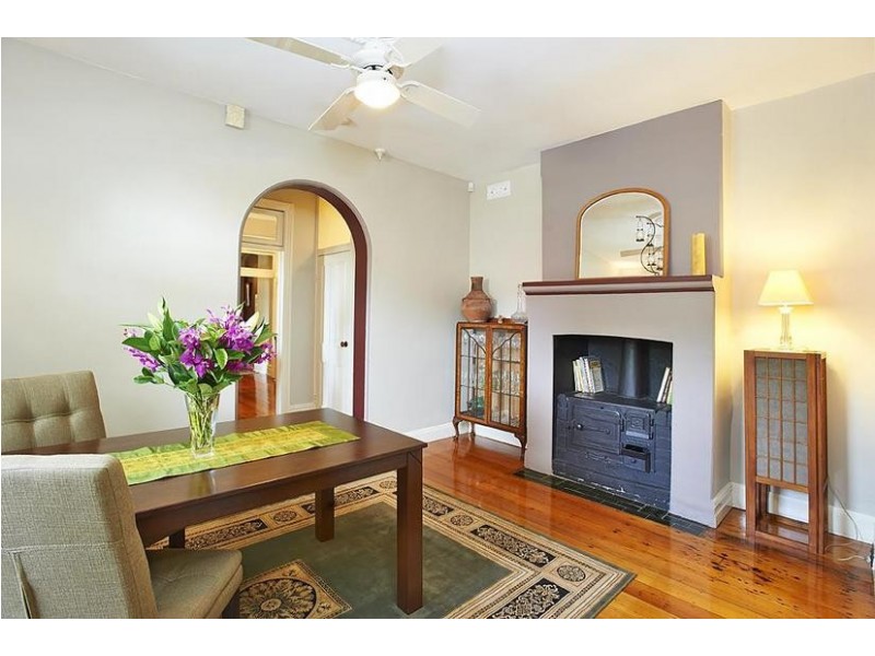 25 Eltham Street, Dulwich Hill NSW 2203