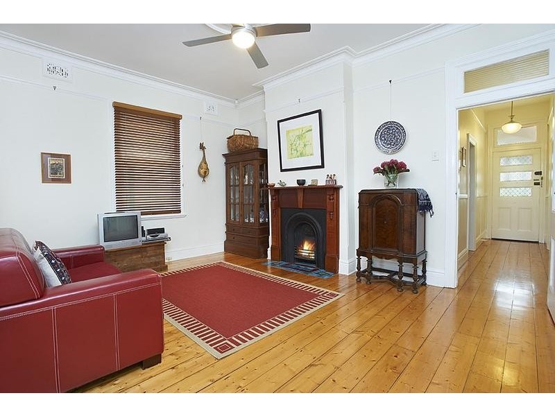 18 Ness Avenue, Dulwich Hill NSW 2203