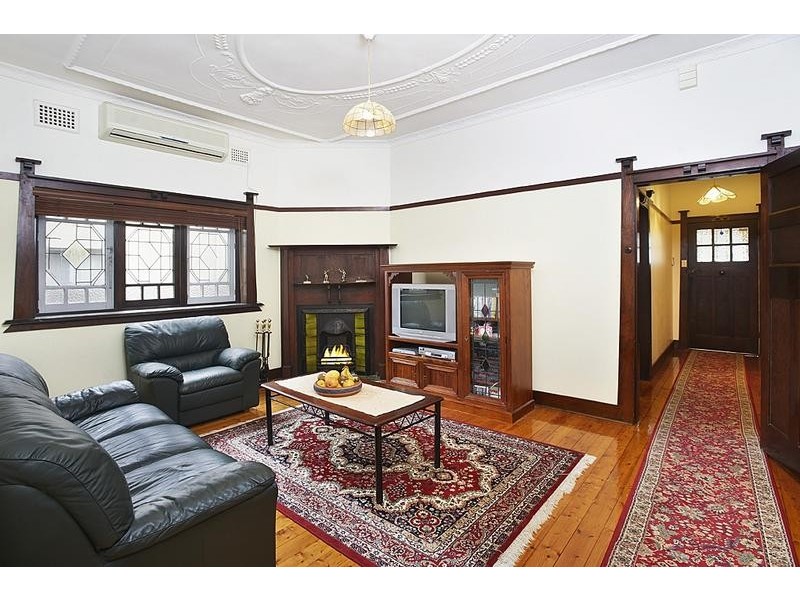 23 Howard Street, Canterbury NSW 2193
