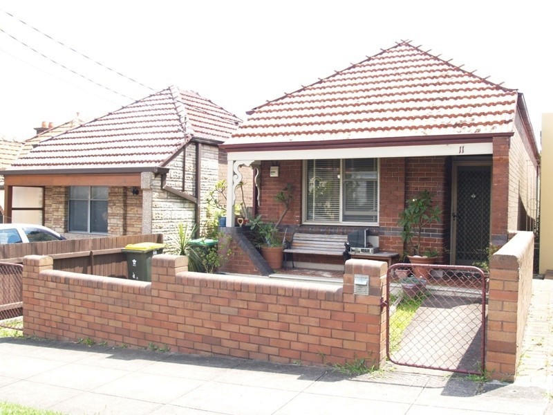 11 Premier Street, Marrickville NSW 2204