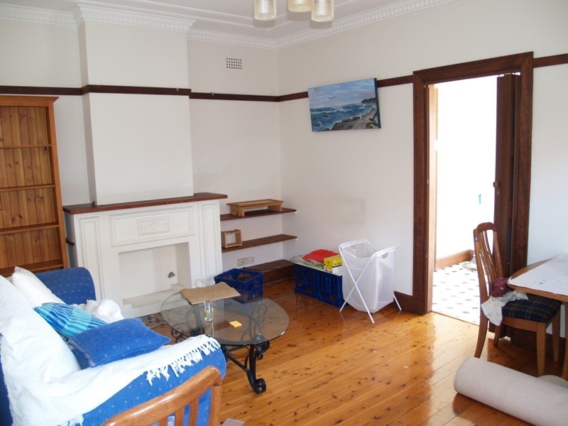 1/8 Hampden Street, Ashfield NSW 2131