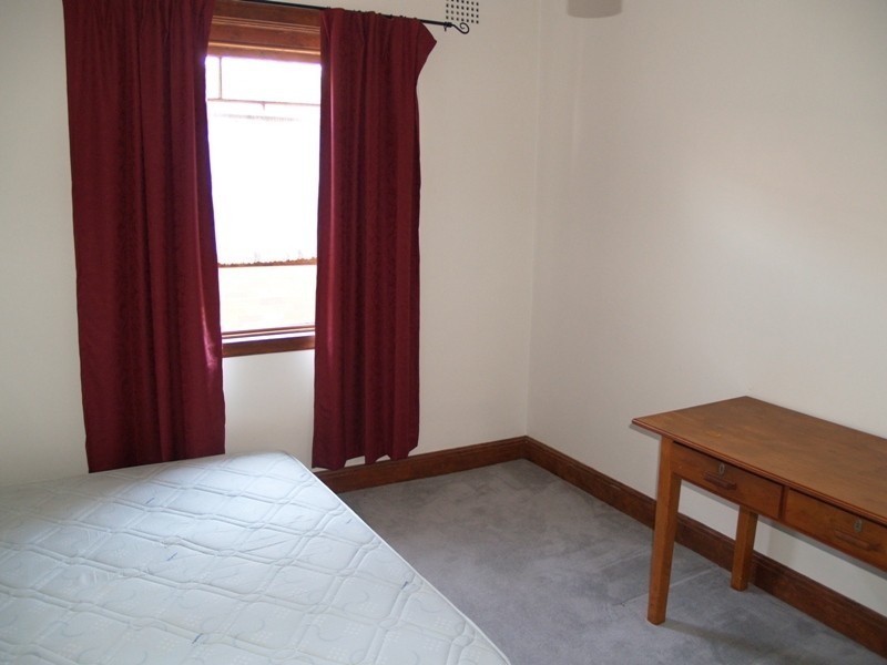 1/8 Hampden Street, Ashfield NSW 2131