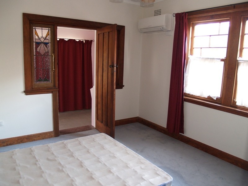 1/8 Hampden Street, Ashfield NSW 2131