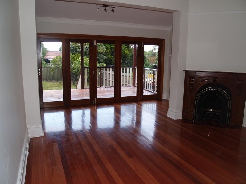 136 Ewart Street, Dulwich Hill NSW 2203