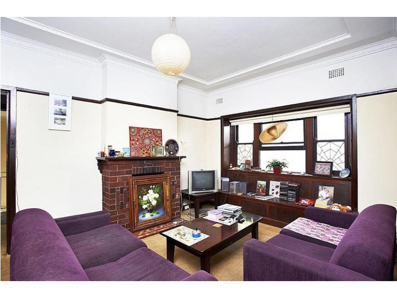15 Railway Terrace, Lewisham NSW 2049