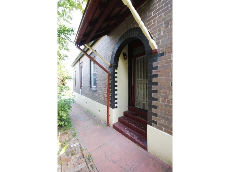 1/15 Hampden Street, Ashfield NSW 2131