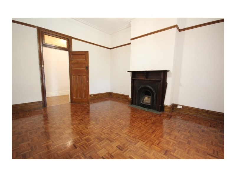 1/15 Hampden Street, Ashfield NSW 2131