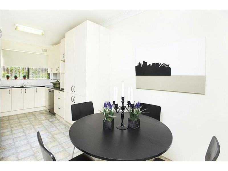 2/84 Victoria Street, Ashfield NSW 2131