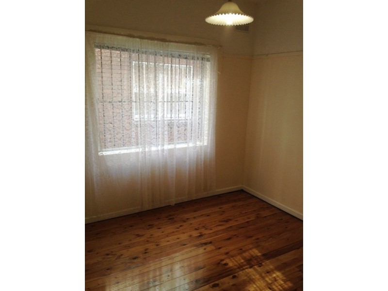 2/13 The Avenue, Ashfield NSW 2131
