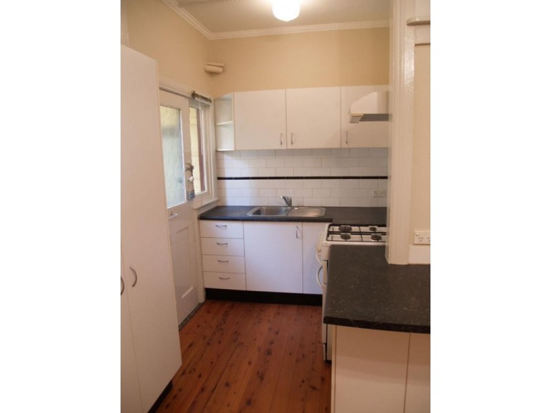 2/8 Dover Street, Summer Hill NSW 2130