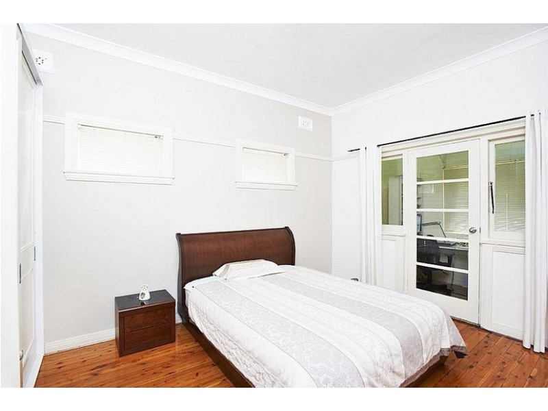 2/145 Victoria Street, Ashfield NSW 2131