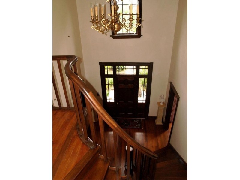 11 Victoria Square, Ashfield NSW 2131