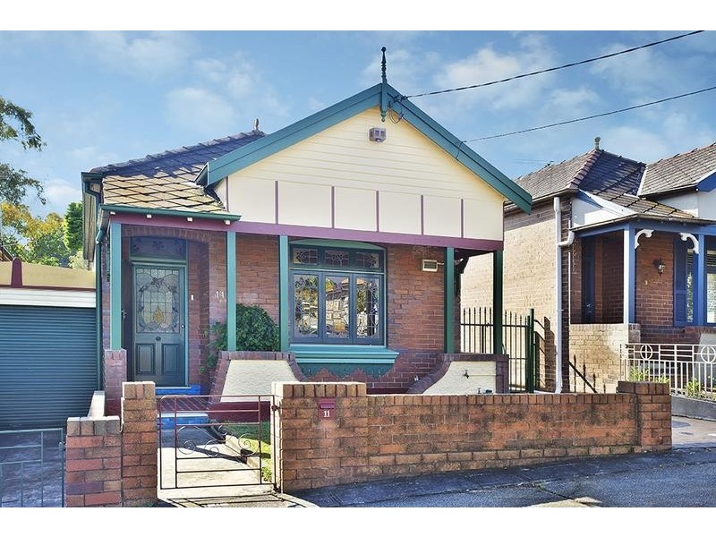 11 Third Street, Ashbury NSW 2193
