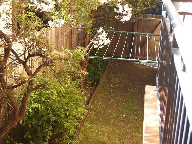 2/12 Bartlett Street, Summer Hill NSW 2130