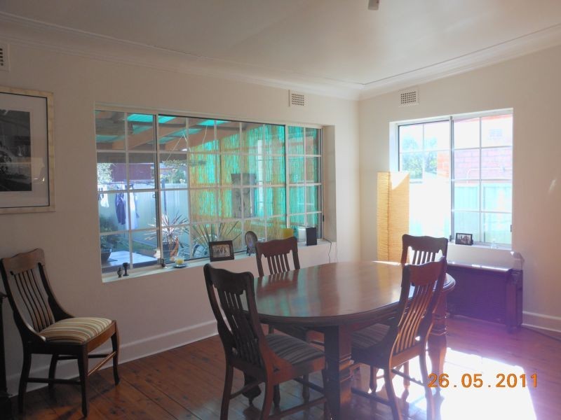 90 Windsor Road, Dulwich Hill NSW 2203