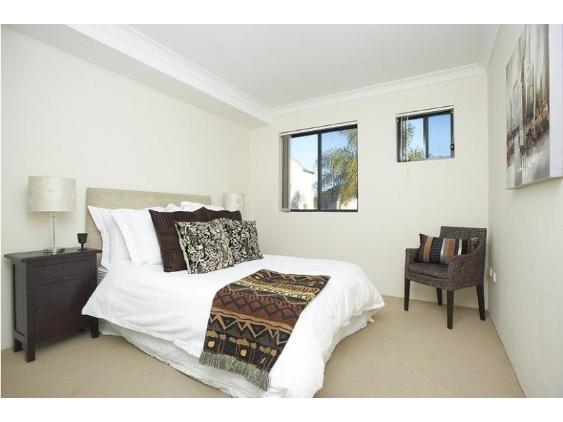 18/50 Carlton Crs, Summer Hill NSW 2130