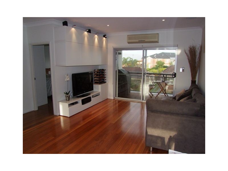 2/122 Canterbury Road, Hurlstone Park NSW 2193