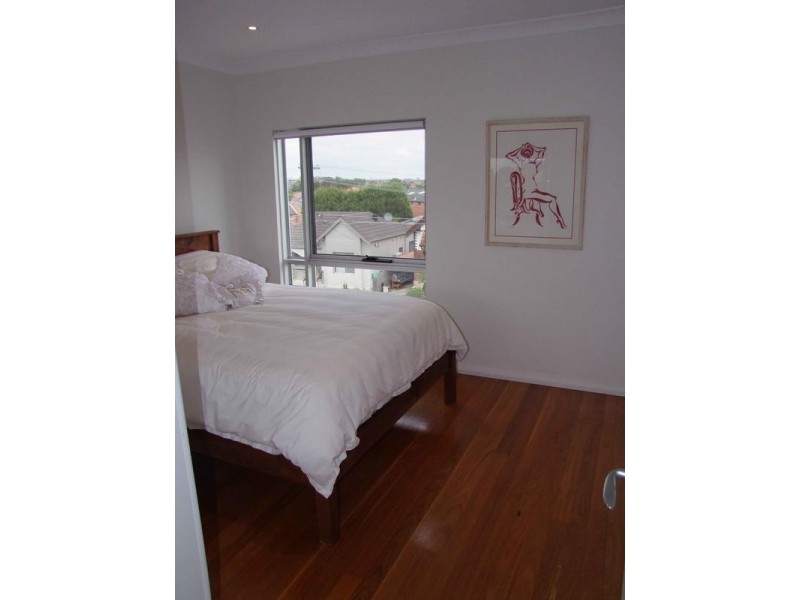 2/122 Canterbury Road, Hurlstone Park NSW 2193