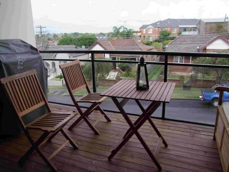 2/122 Canterbury Road, Hurlstone Park NSW 2193