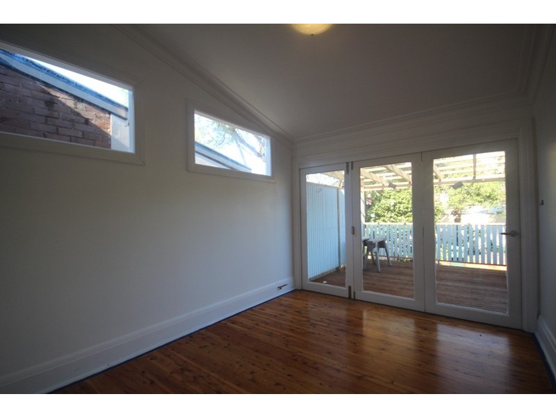 18 Llewellyn Street, Enmore NSW 2042