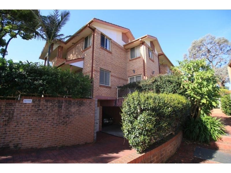 2/138 Croydon Avenue, Croydon Park NSW 2133