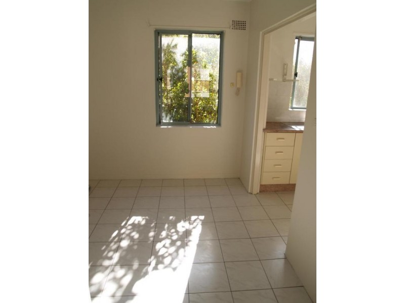 3/11-17 Davidson Street, Greenacre NSW 2190