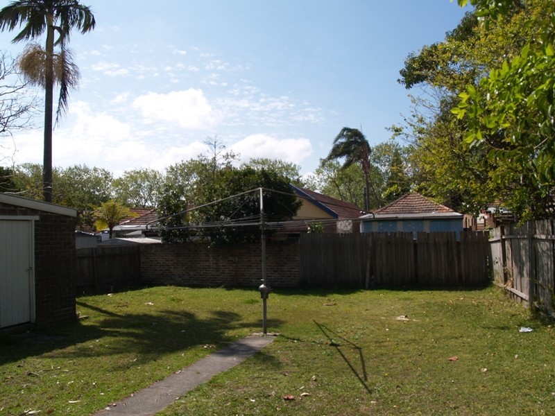 10 Campbell Avenue, Lilyfield NSW 2040