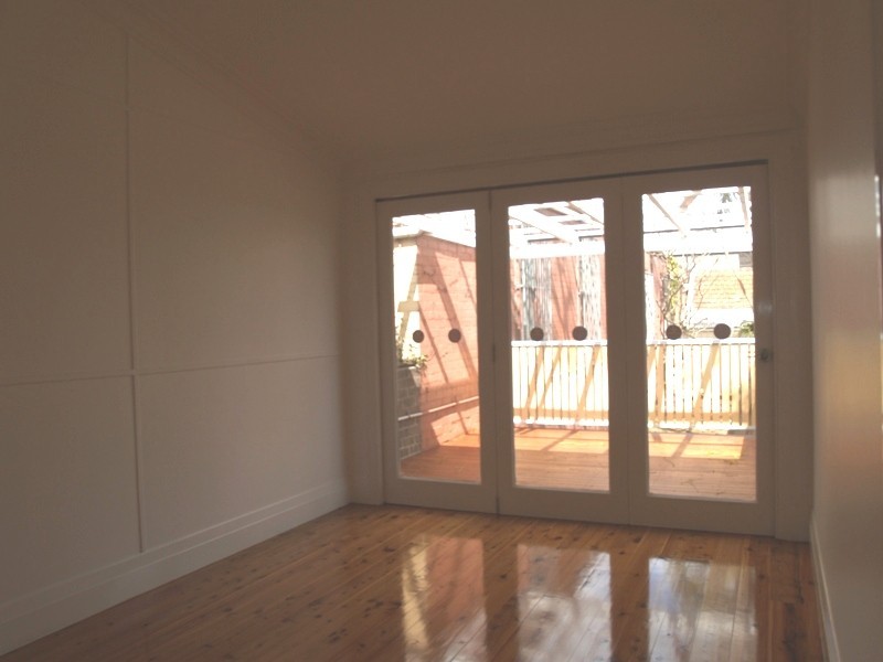 16 Llewellyn Street, Newtown NSW 2042