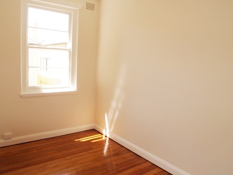 2/7 Sunning Place, Summer Hill NSW 2130