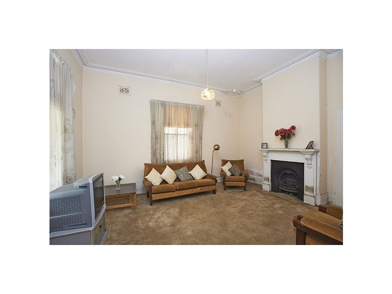 237 Stanmore Road, Stanmore NSW 2048