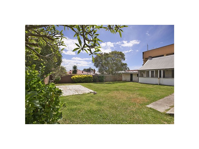 237 Stanmore Road, Stanmore NSW 2048