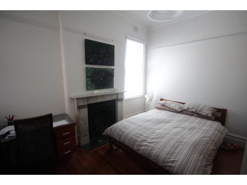 2/9 The Avenue, Ashfield NSW 2131