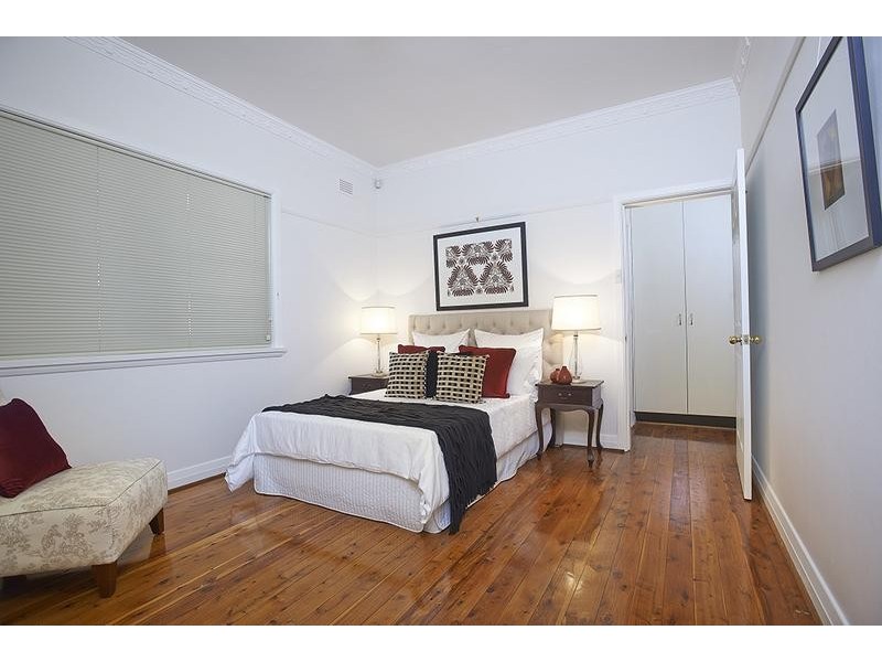 2/48 Grosvenor Crescent, Summer Hill NSW 2130