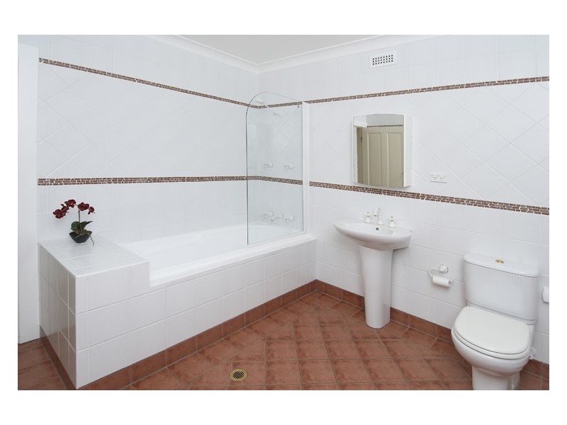 13 Victoria Street, Lewisham NSW 2049