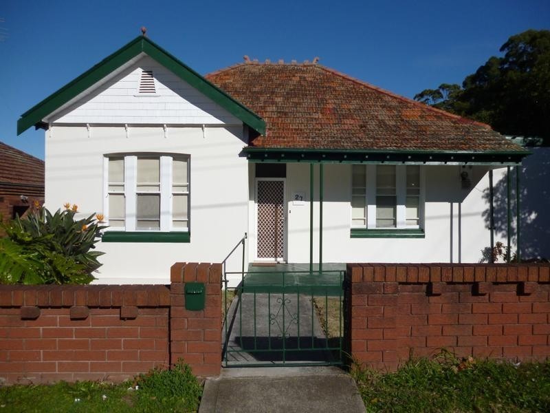 27 Jubilee Street, Carlton NSW 2218