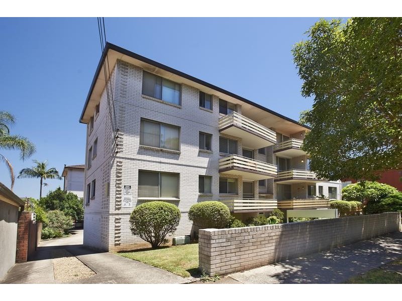 13/8-12 Hunter Street, Lewisham NSW 2049