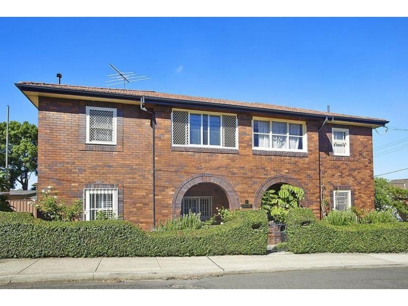 2/2 Rose Street, Ashfield NSW 2131